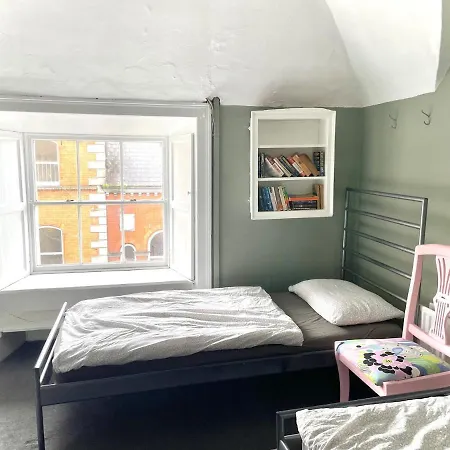 Хостел Tourist Килкенни